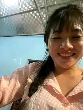 One-nice online show from October 22, 2025, 12:16 pm