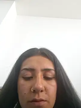 CAROLINE  07 online show from January 9, 2026, 1:25 pm