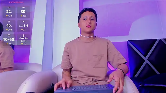 Snapshot of _Leohot_ chatting on February 26, 2026, 3:05 am Leohot online show from February 26, 2026, 3:05 am