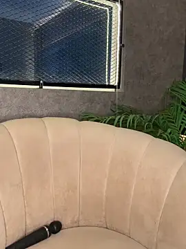 Carly Monroe  online show from October 18, 2025, 9:59 pm