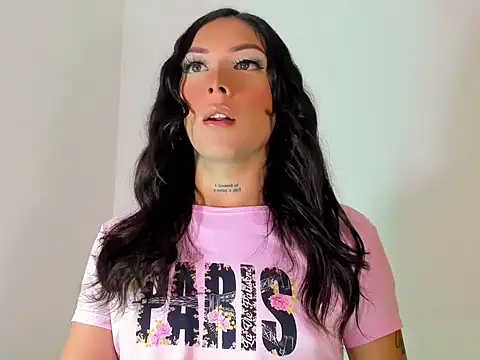 Snapshot of Megan_Gil_ chatting on September 19, 2025, 4:25 am Megan Gil online show from September 19, 2025, 4:25 am