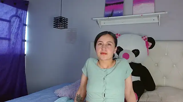 Snapshot of Zaaida_ chatting on October 22, 2025, 1:44 pm Zaaida online show from October 22, 2025, 1:44 pm