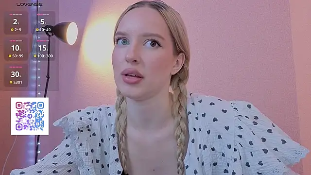 PickmeBabby online show from November 14, 2025, 8:40 pm