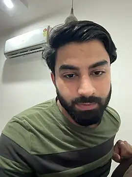 hottestboy03 online show from April 13, 2026, 10:54 am