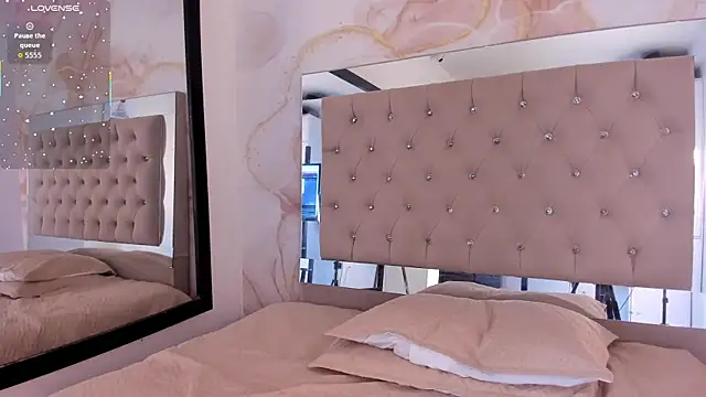 Luna Tylor online show from March 7, 2026, 3:58 am