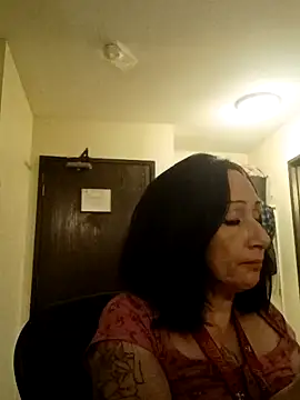 Dirtywhitebitch5150 online show from November 25, 2025, 5:18 am