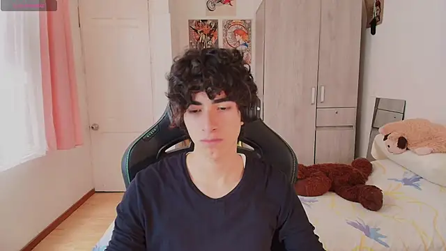 Nude Boy18 online show from March 26, 2026, 6:02 pm