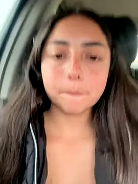 Snapshot of Dulce_1408 chatting on November 6, 2025, 9:48 pm Dulce 1408 online show from November 6, 2025, 9:48 pm