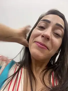 lucioliveira online show from September 28, 2025, 2:06 am