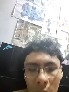 Snapshot of snopgz chatting on December 2, 2025, 5:46 am snopgz online show from December 2, 2025, 5:46 am