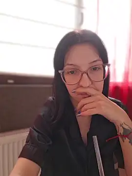 AllexyAle online show from March 15, 2026, 5:24 am