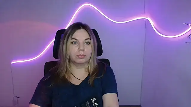 Jessica Amore online show from September 30, 2025, 5:56 am