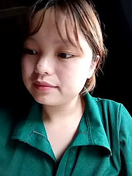 Snapshot of XoiXoi232 chatting on October 19, 2025, 10:27 am XoiXoi232 online show from October 19, 2025, 10:27 am