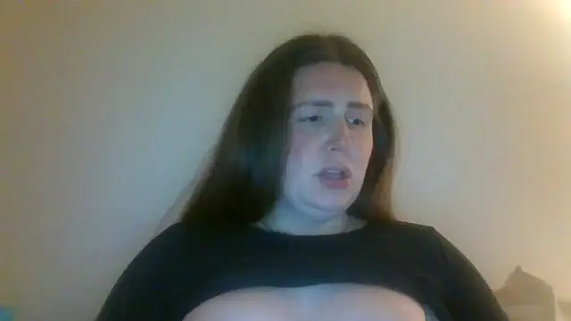 Snapshot of CherryJuneExperience chatting on December 19, 2025, 12:06 am CherryJuneExperience online show from December 19, 2025, 12:06 am