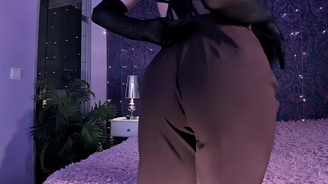 Snapshot of CherrRoses chatting on September 14, 2025, 7:29 am CherrRoses online show from September 14, 2025, 7:29 am