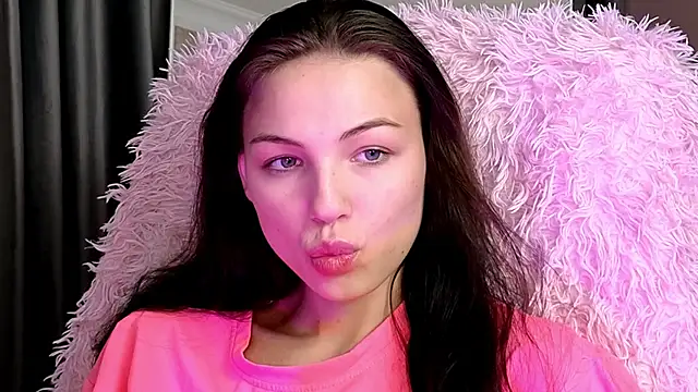 Lily Me online show from September 13, 2025, 8:52 pm