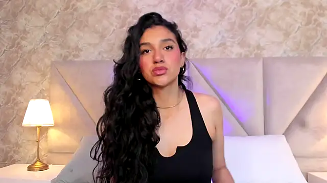 Snapshot of ValentiinaCruz chatting on September 25, 2025, 10:13 pm ValentiinaCruz online show from September 25, 2025, 10:13 pm