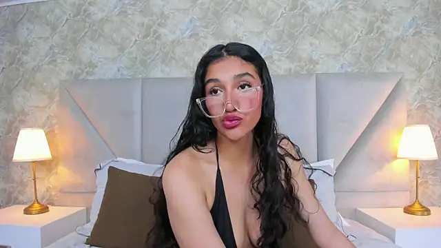 Snapshot of ValentiinaCruz chatting on October 11, 2025, 8:07 pm ValentiinaCruz online show from October 11, 2025, 8:07 pm