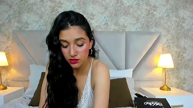 Snapshot of ValentiinaCruz chatting on October 12, 2025, 5:34 pm ValentiinaCruz online show from October 12, 2025, 5:34 pm