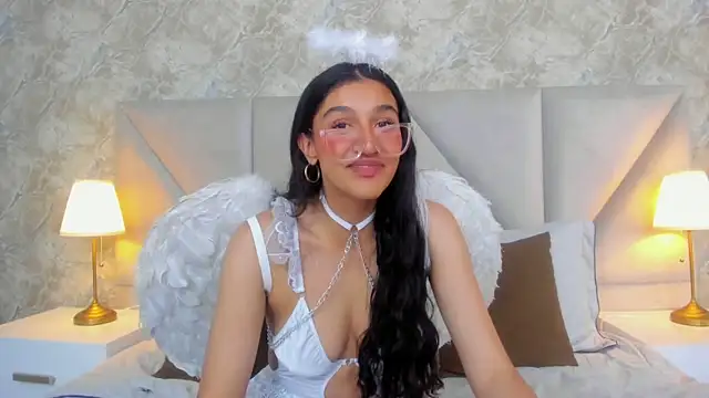 Snapshot of ValentiinaCruz chatting on October 30, 2025, 10:10 pm ValentiinaCruz online show from October 30, 2025, 10:10 pm