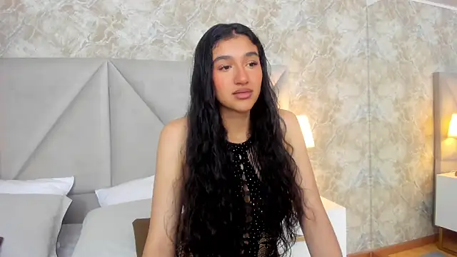 Snapshot of ValentiinaCruz chatting on November 3, 2025, 6:31 pm ValentiinaCruz online show from November 3, 2025, 6:31 pm