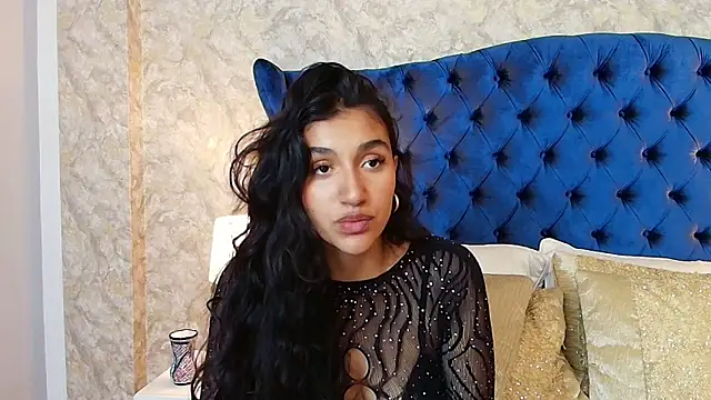 Snapshot of ValentiinaCruz chatting on November 22, 2025, 8:52 pm ValentiinaCruz online show from November 22, 2025, 8:52 pm