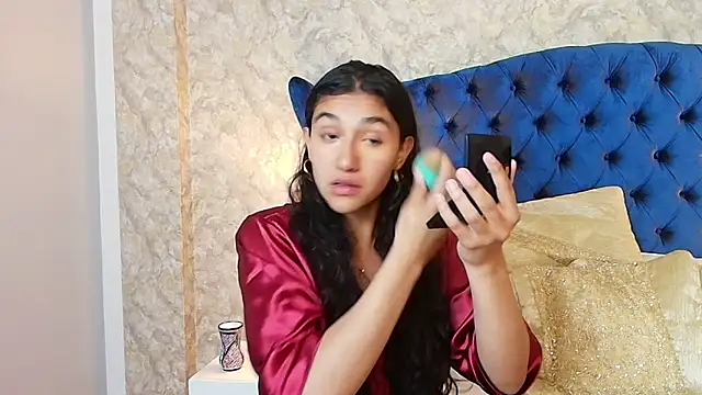 Snapshot of ValentiinaCruz chatting on November 23, 2025, 8:30 pm ValentiinaCruz online show from November 23, 2025, 8:30 pm