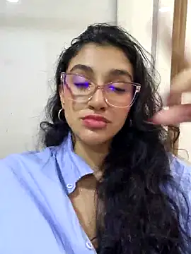 Snapshot of ValentiinaCruz chatting on January 6, 2026, 8:56 pm ValentiinaCruz online show from January 6, 2026, 8:56 pm