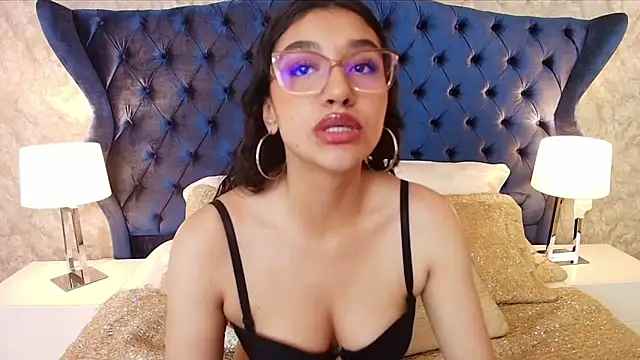 Snapshot of ValentiinaCruz chatting on February 26, 2026, 9:14 pm ValentiinaCruz online show from February 26, 2026, 9:14 pm