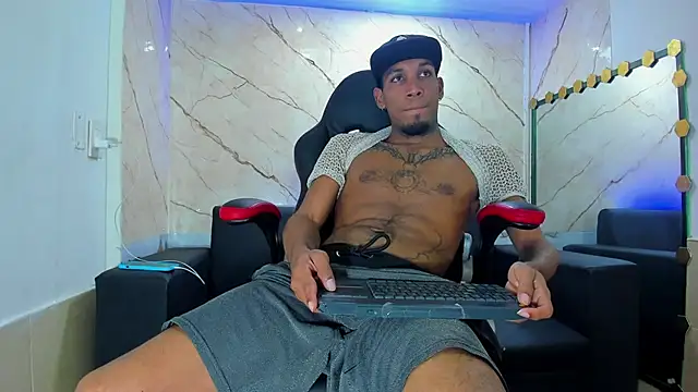 Snapshot of DIEGO_WICKED chatting on September 22, 2025, 7:27 pm DIEGO WICKED online show from September 22, 2025, 7:27 pm