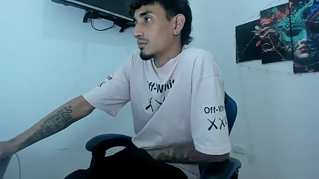 Sexvergon 26 online show from April 12, 2026, 10:48 pm