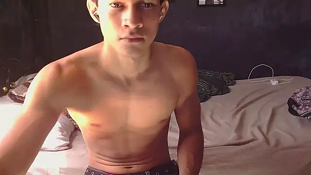 Samuel Hills II online show from October 17, 2025, 3:14 pm