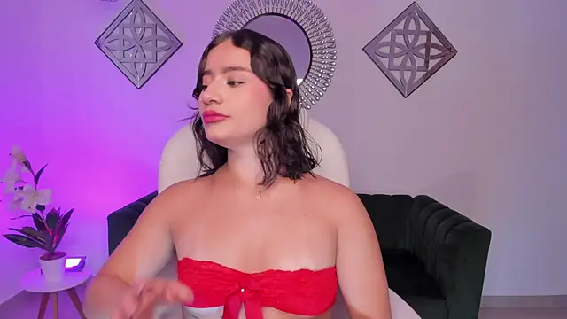 Snapshot of Saskia_litt chatting on September 30, 2025, 4:06 am Saskia litt online show from September 30, 2025, 4:06 am