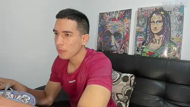 Snapshot of Mike3Xxx chatting on September 19, 2025, 12:56 am Mike3Xxx online show from September 19, 2025, 12:56 am