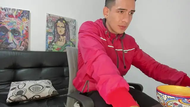 Snapshot of Mike3Xxx chatting on October 18, 2025, 1:52 am Mike3Xxx online show from October 18, 2025, 1:52 am