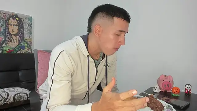 Snapshot of Mike3Xxx chatting on October 30, 2025, 2:46 am Mike3Xxx online show from October 30, 2025, 2:46 am