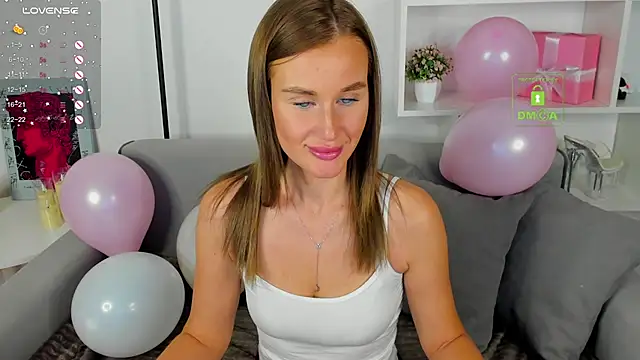 Snapshot of Dana_Wils1 chatting on October 1, 2025, 2:28 am Dana Wils1 online show from October 1, 2025, 2:28 am