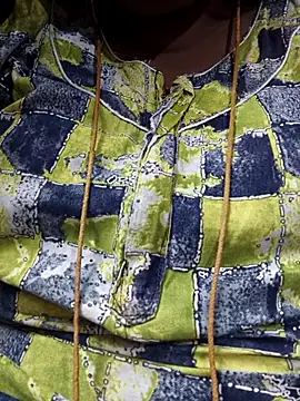 TAMIL ELAKKIYA online show from January 18, 2026, 1:37 pm