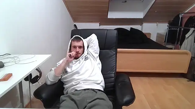 Bez3ybik online show from October 18, 2025, 10:10 pm