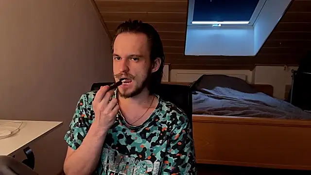 Bez3ybik online show from April 12, 2026, 3:17 pm