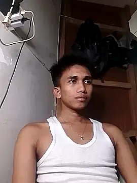 Snapshot of charlie0728 chatting on October 12, 2025, 5:12 pm charlie0728 online show from October 12, 2025, 5:12 pm