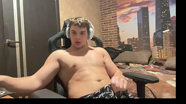 MusclePhantom online show from January 18, 2026, 9:07 pm