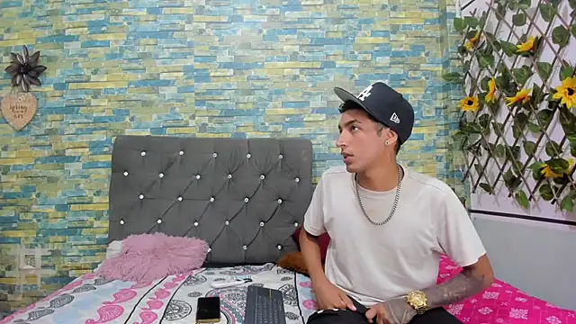 partdemonlatin666 online show from October 3, 2025, 7:55 pm