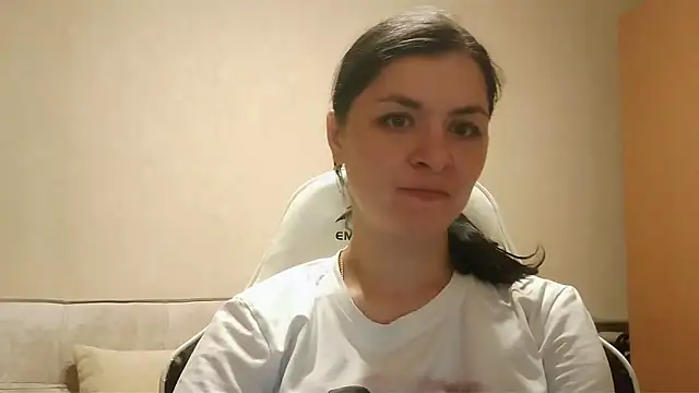 Snapshot of Amanda_Soft chatting on September 18, 2025, 5:37 pm Amanda Soft online show from September 18, 2025, 5:37 pm