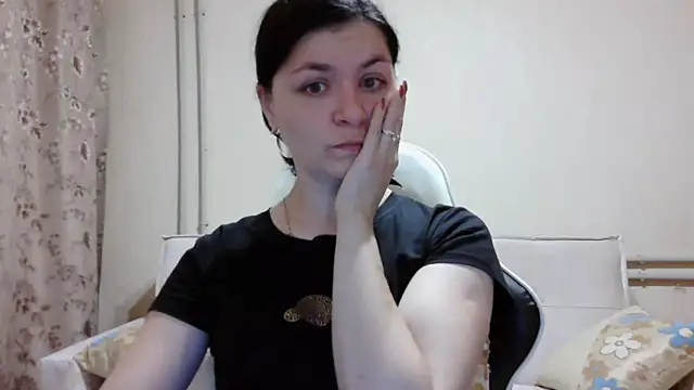 Snapshot of Amanda_Soft chatting on October 13, 2025, 5:35 pm Amanda Soft online show from October 13, 2025, 5:35 pm