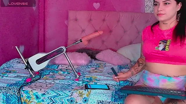 Snapshot of Lali_HOtt chatting on October 5, 2025, 3:43 pm Lali HOtt online show from October 5, 2025, 3:43 pm