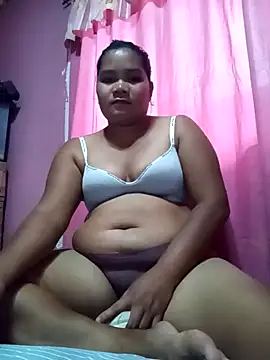 Snapshot of hotmom_carcar chatting on December 5, 2025, 1:47 am hotmom carcar online show from December 5, 2025, 1:47 am