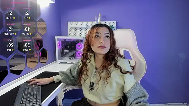 Snapshot of Nezuko_16 chatting on October 10, 2025, 5:06 am Nezuko 16 online show from October 10, 2025, 5:06 am