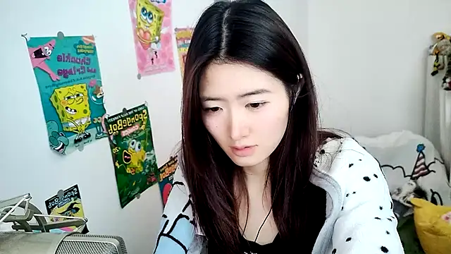 Snapshot of Moonlight-23 chatting on October 23, 2025, 7:40 am Moonlight-23 online show from October 23, 2025, 7:40 am