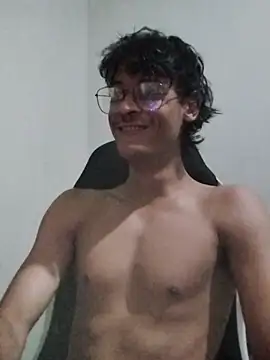 Mago666  online show from April 22, 2026, 1:19 am